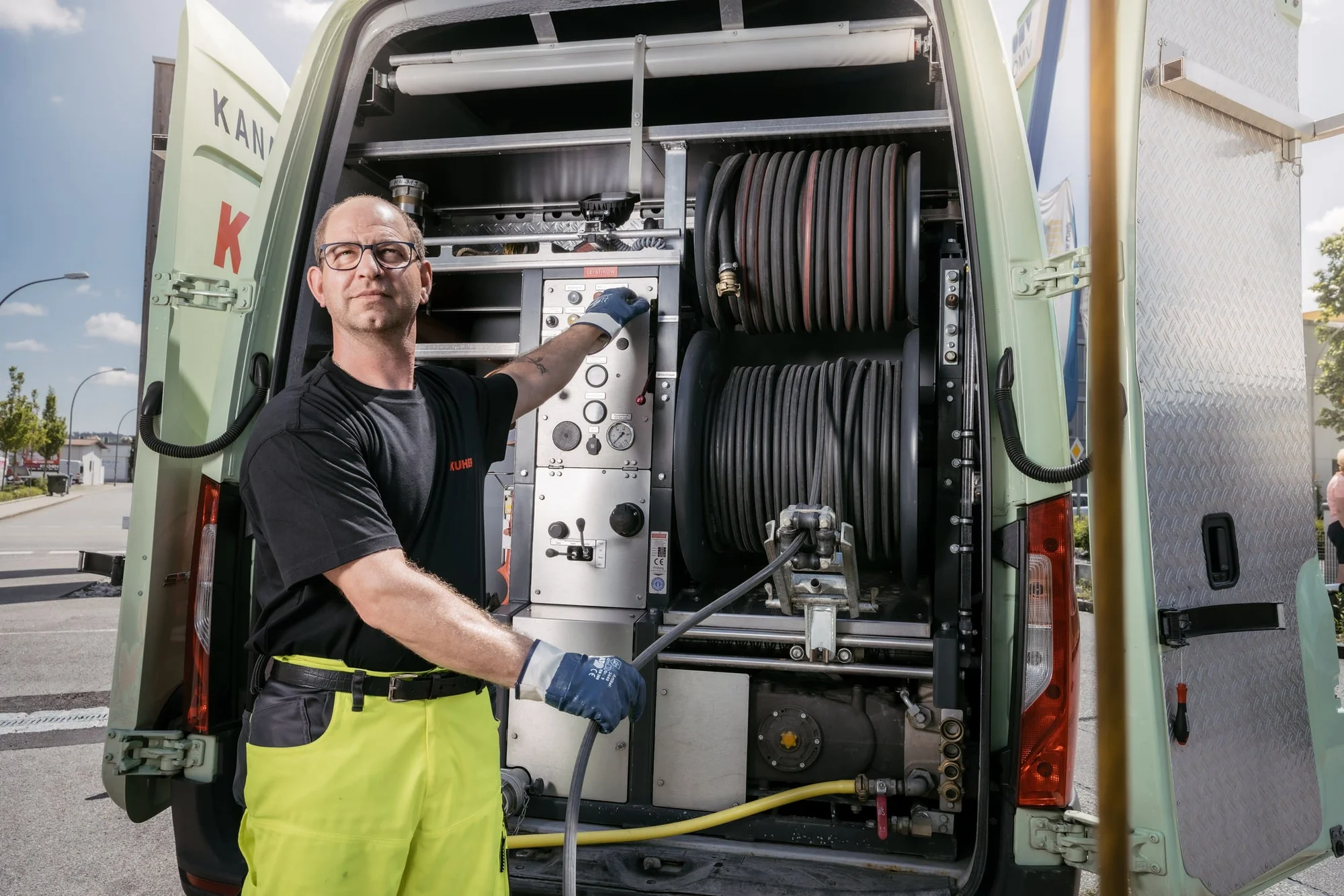 Kanalreinigung für Schächte und Hausanschlüsse